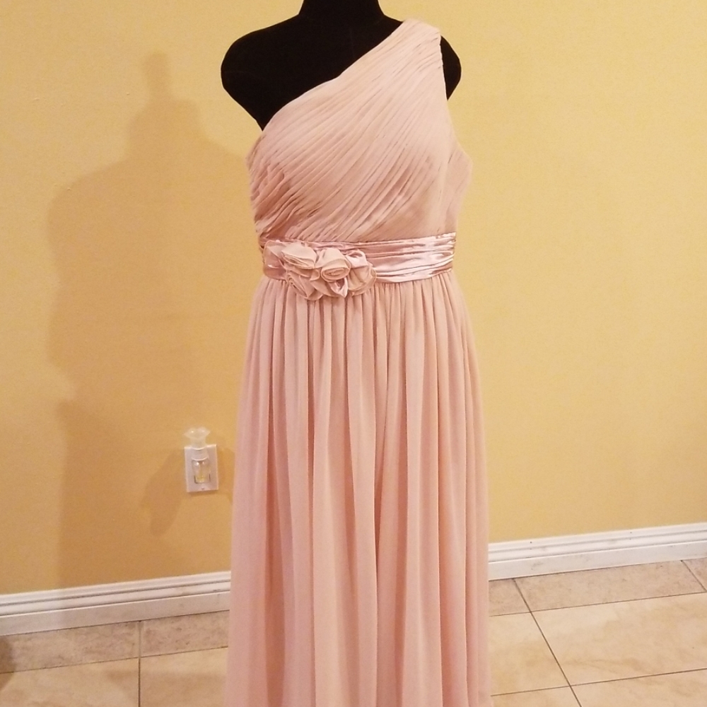 Light Pink One Shoulder Formal Gown Size 8
